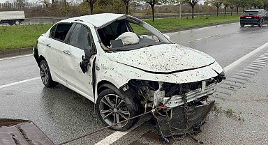 Samsun'da otomobil takla attı: 3 yaralı