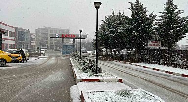 Samsun'un Kavak ilçesi beyaza büründü