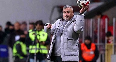 Samsunspor Teknik Direktörü Reis: "İlk yarı bizim adımıza başarılı geçti"