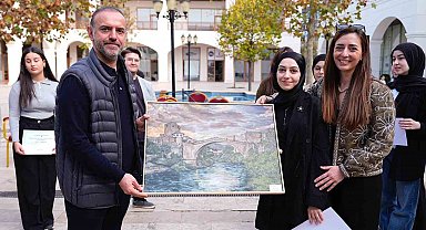 Sancaktepe'de genç yeteneklerin eserleri görücüye çıktı