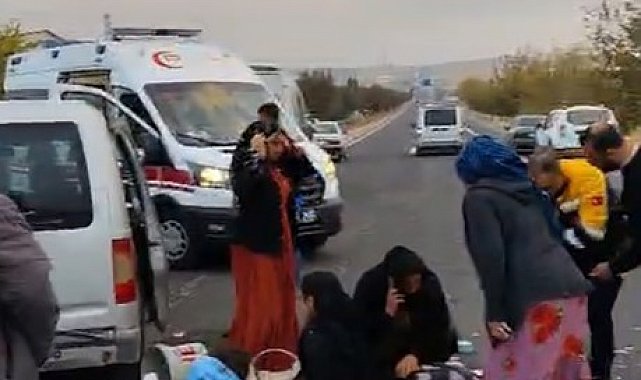 Şanlıurfa'da iki araç çarpıştı: 11 kişi yaralandı