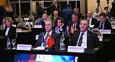 Seçer: "Demokrasi bir miras değil, emek isteyen canlı bir süreçtir"