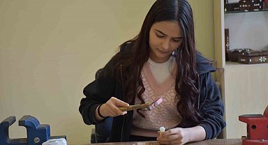 Sedef kakma sanatı kadın hüneriyle buluştu