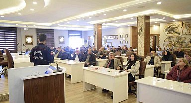 Şehzadeler'de şehit yakınları ve gazilere afet farkındalık eğitimi