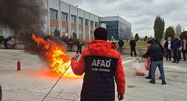 Seramik fabrikasında yangın ve tahliye tatbikatı yapıldı