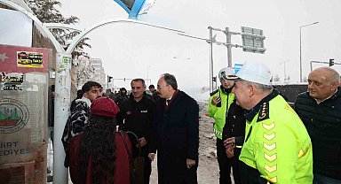 Siirt Valisi Kızılkaya, karla mücadele çalışmalarını yerinde inceledi