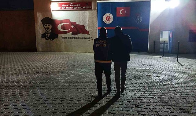 Siirt'te midelerinden uyuşturucu çıkan 4 şahıs tutuklandı
