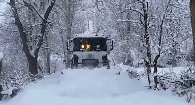 Şırnak'ta yoğun kar nedeni ile bazı yollar ulaşıma kapandı