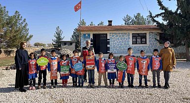Siverek'te köy okulu öğrencilerine ağaç sevgisi ve çevre bilinci eğitimi