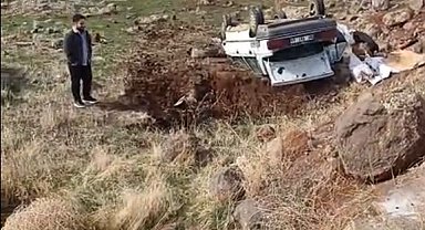 Siverek'te otomobil köprüden uçtu, sürücü yaralandı