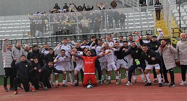 Söğütspor zorlu maçı kazanmasını bildi