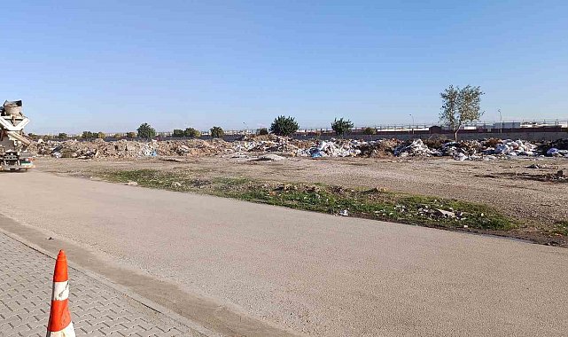 Sokak ortasında vahşice öldürüldü: 19 yaşındaki genç defalarca bıçaklandı