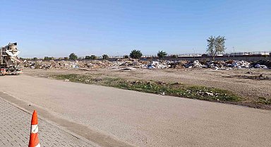 Sokak ortasında vahşice öldürüldü: 19 yaşındaki genç defalarca bıçaklandı