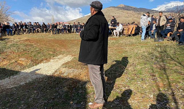 Suçsuz yere öldürülen 2 çocuk annesi memleketinde toprağa verildi