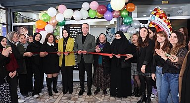 Sultangazi'de meslek edindirme kursunu bitirdi hayaline kavuştu