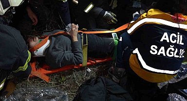 Takla atan otomobil hurdaya döndü: Aynı aileden 3 kişi yaralandı