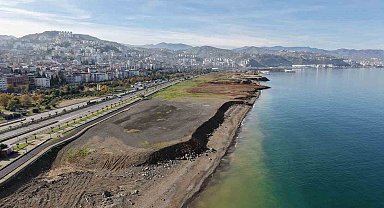 Tamamlandığında plaj alanıyla yıllar sonra Trabzon halkını denizle buluşturacak