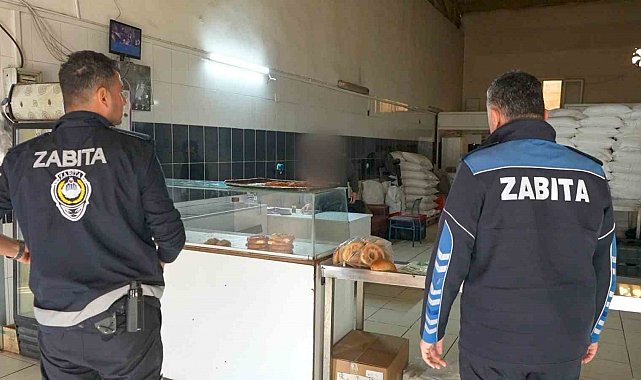 Tarsus'ta okul kantinlerine ürün veren imalathane hijyen ihlali nedeniyle mühürlendi