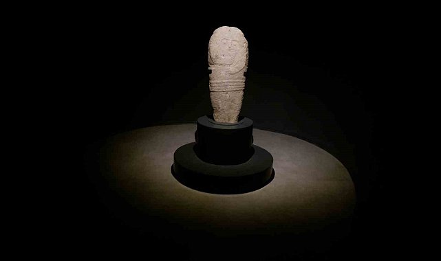 Taş Baba Heykeli ilgi odağı