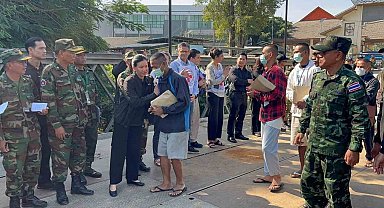 Tayland, ateşkes kapsamında 18 Kamboçyalı askeri serbest bıraktı