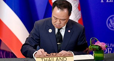 Tayland Başbakanı parlamentoyu feshetti, erken seçim süreci başladı