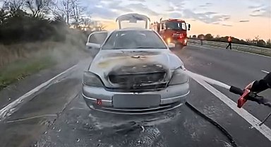 Tekirdağ-Kırklareli sınırında araç yangını: Ekipler zamanla yarıştı