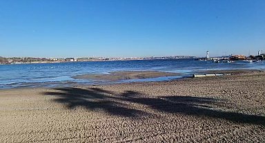 Tekirdağ'da deniz 20 metre çekildi