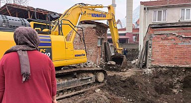 Temel için kazılan yerden tarihi mezar kalıntıları çıktı