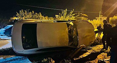 Tofaş ile çarpışan otomobil takla attı