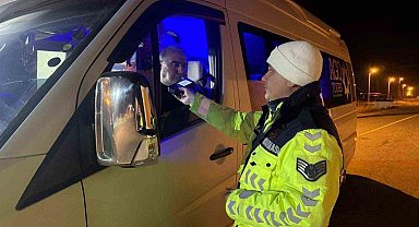 Trafik uygulamasında 49 araç trafikten men edildi