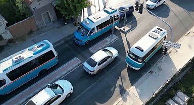 Trafikten kaçan dolmuş şoförü 200 metre ters şeritte gitti