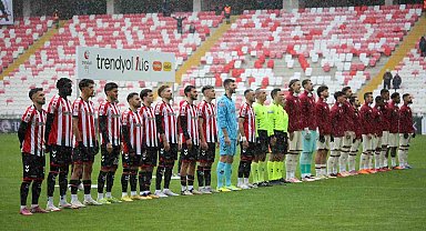 Trendyol 1. Lig: Özbelsan Sivasspor: 2 - Bandırmaspor: 0