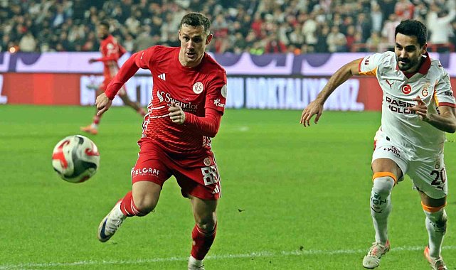 Trendyol Süper Lig: Antalyaspor: 1 - Galatasaray: 4