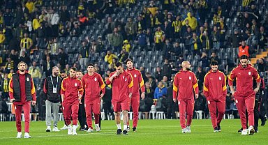 Trendyol Süper Lig: Fenerbahçe: 0 - Galatasaray: 0