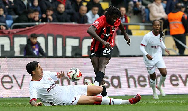 Trendyol Süper Lig: Gençlerbirliği: 3 - Fatih Karagümrük: 0