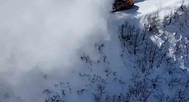 Tunceli'de 135 köy yolu ulaşıma kapandı, ekiplerin çalışması sürüyor