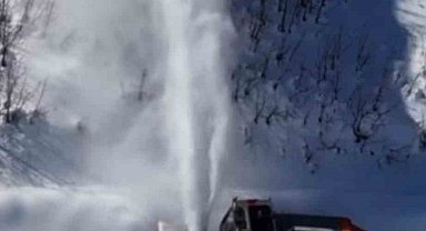 Tunceli'de 76 köy yolu ulaşıma açıldı, 59 köy yolunda çalışmalar devam ediyor