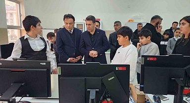 Tunceli'de Bilim ve Sanat Şenliği renkli görüntülere sahne oldu