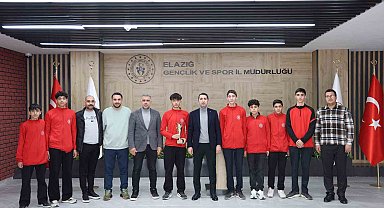 Türkiye'nin en genç hokey takımından büyük başarı