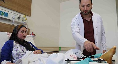 Üç çocuk annesi fabrika işçisinin parçalanan bacakları ampute edilmekten kurtarıldı