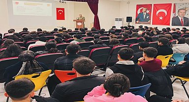 Uludere'de lise öğrencilerine MSÜ tanıtım semineri düzenlendi