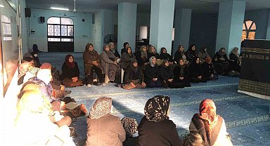 Ümreye gidecek vatandaşlara bilgilendirme semineri düzenlendi