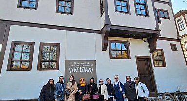 Üniversiteli gençler Sinop'un kültürel değerlerini yerinde keşfetti