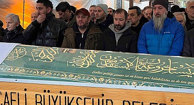 Ünlü oyuncu Serkan Keskin'in babası son yolculuğuna uğurlandı