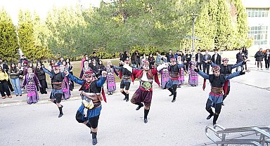 Uşak Üniversitesi'nde "Dünya Engelliler Günü" için farkındalık etkinliği gerçekleştirildi