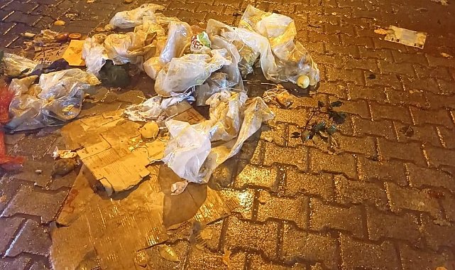 Uyarılara rağmen pazar yerini kirleten esnaf cezadan kurtulamadı