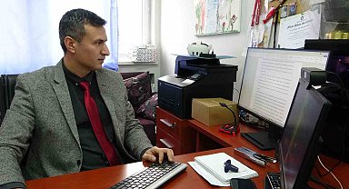 Uzmanından yapay zeka uyarısı: "Evcilleştirmezsek aileyi yıkar"