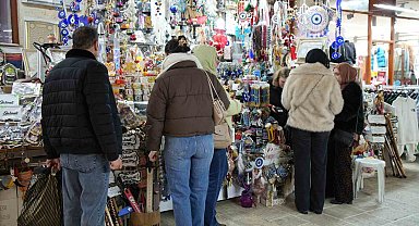 Vakıfların Tüfe endeksini katlayan kira artışları esnafı zorluyor