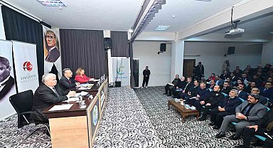 Vali Aksoy, muhtarlar ile bir araya geldi