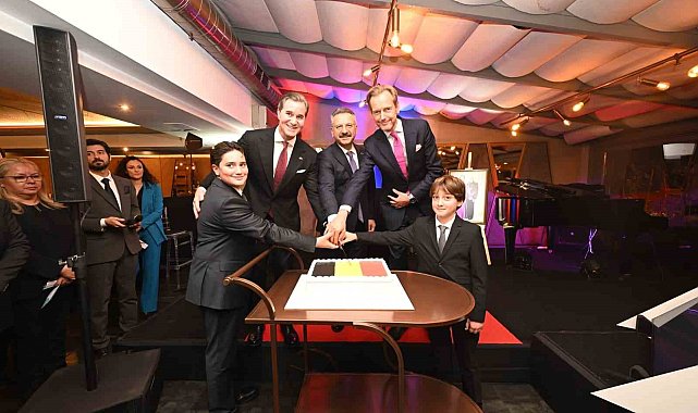 Vali Aksoy: "Yeni konsolosluğun açılmasıyla Eskişehir, 12 fahri konsolosluğa sahip oldu"